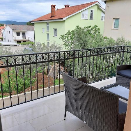 Apartments Leondori Đảo Krk Ngoại thất bức ảnh