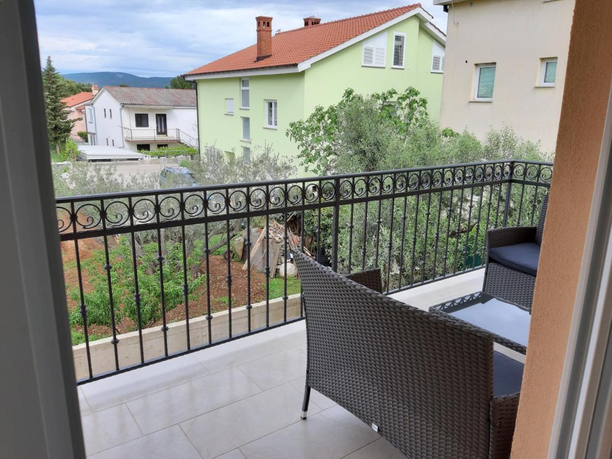 Apartments Leondori Đảo Krk Ngoại thất bức ảnh